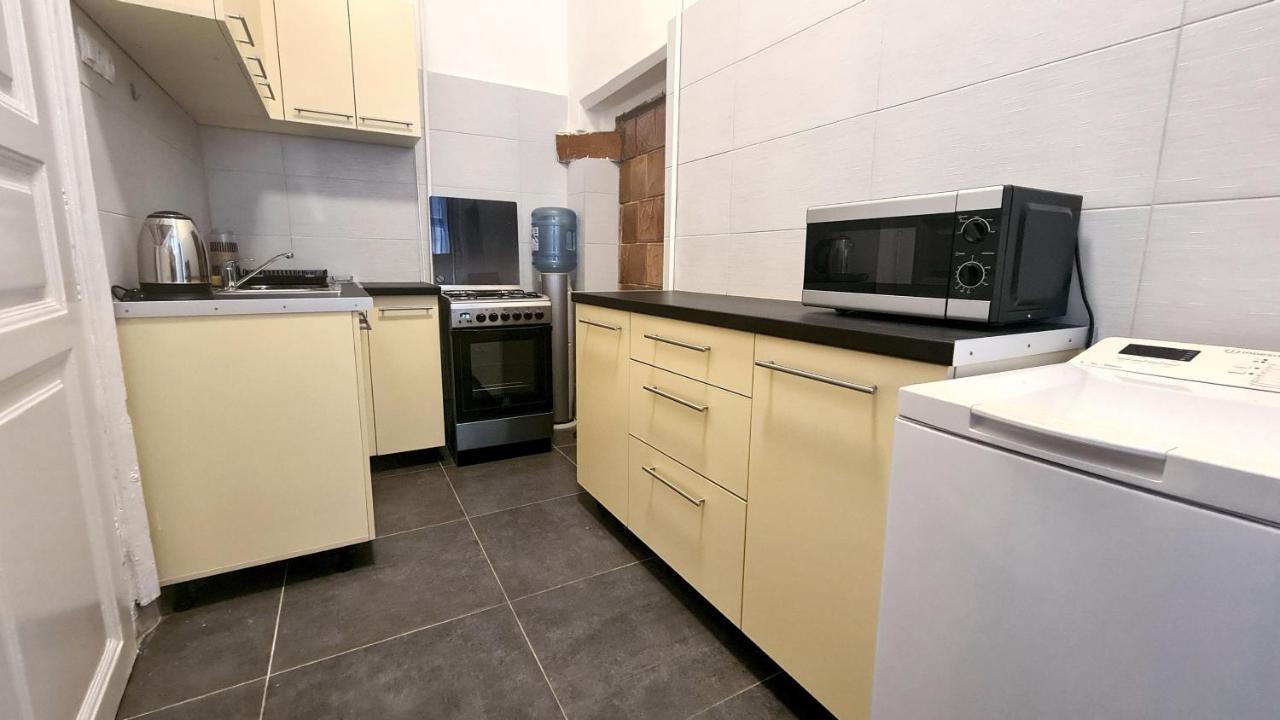 Appartamento Downtown Akacfa Budapest Esterno foto