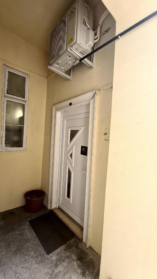 Appartamento Downtown Akacfa Budapest Esterno foto